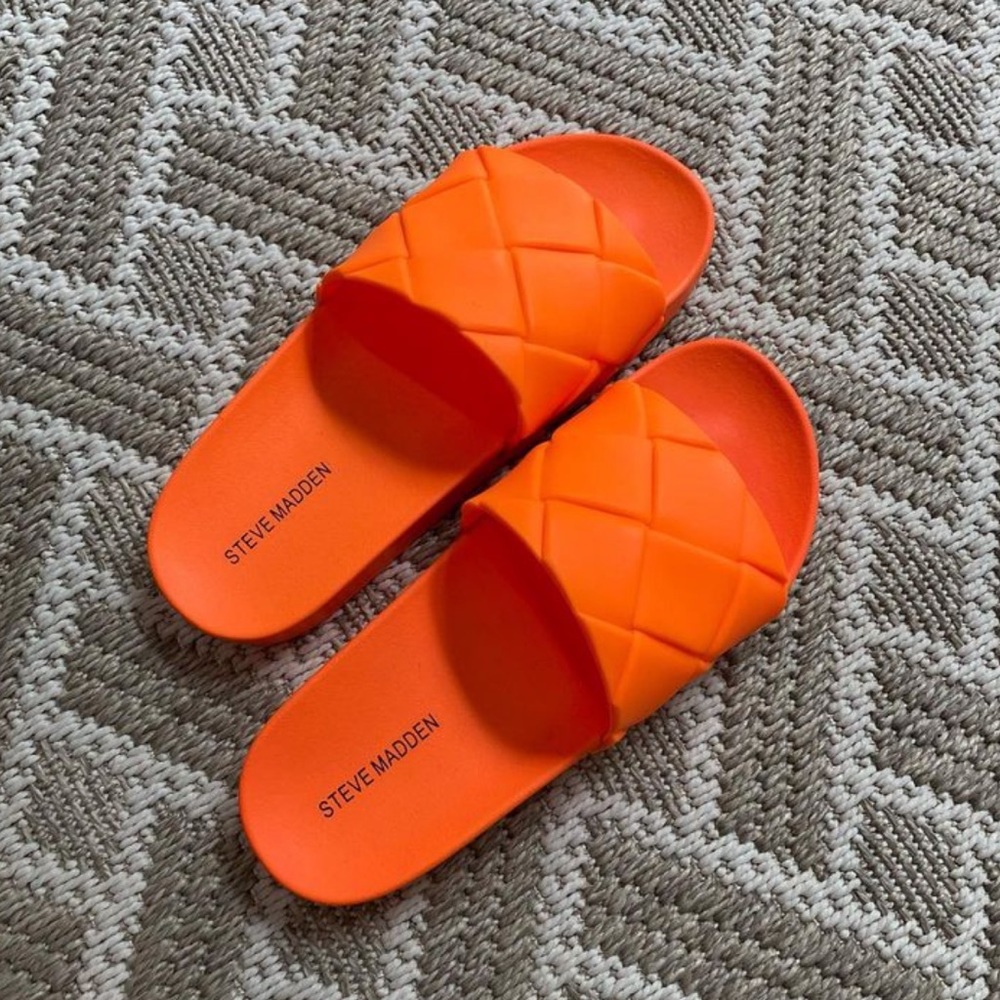 Steve Madden Soulful Slides NEW